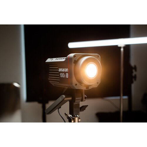 amaran COB 100x S Bi-Color LED Monolight