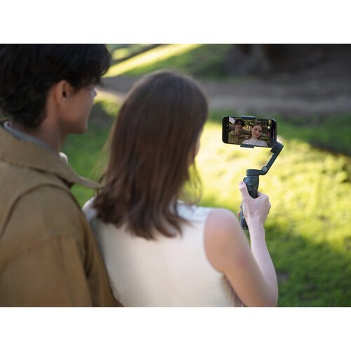 DJI Osmo Mobile 8 Smartphone Gimbal Combo