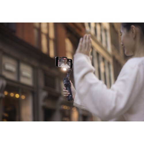DJI Osmo Mobile 7P Smartphone Gimbal