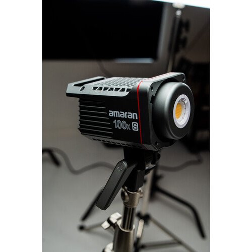 amaran COB 100x S Bi-Color LED Monolight