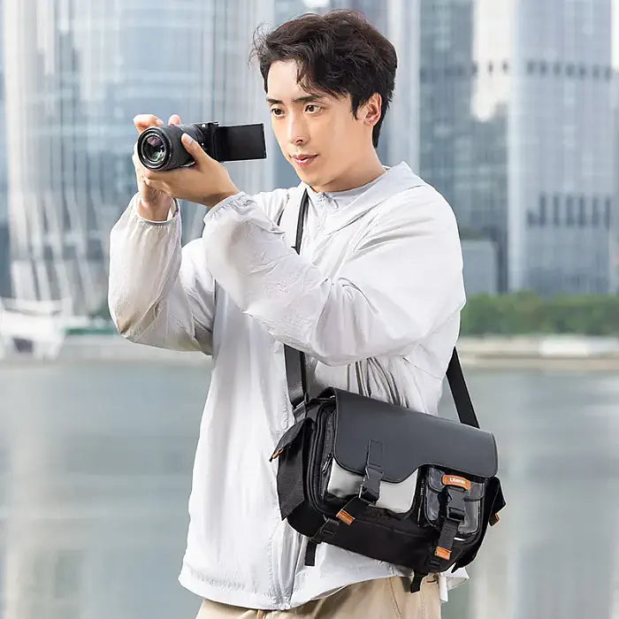Ulanzi MS12 Messenger Bag of 5.6L Capacity Black
