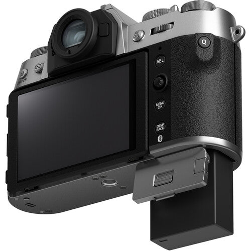 FUJIFILM X-T50 Mirrorless Camera with XC 15-45mm f/3.5-5.6 Lens (Silver)