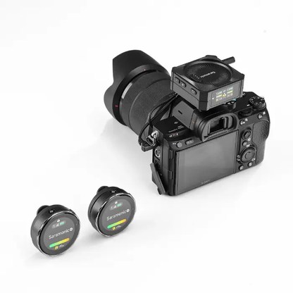 Saramonic 2.4G wireless touchscreen smart microphone kit