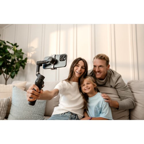 DJI Osmo Mobile 8 Smartphone Gimbal Combo